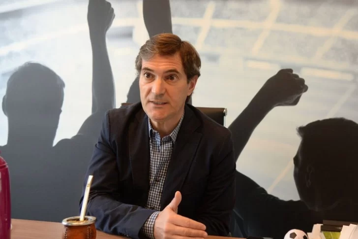 Renunciaron el presidente y el vice de la Superliga