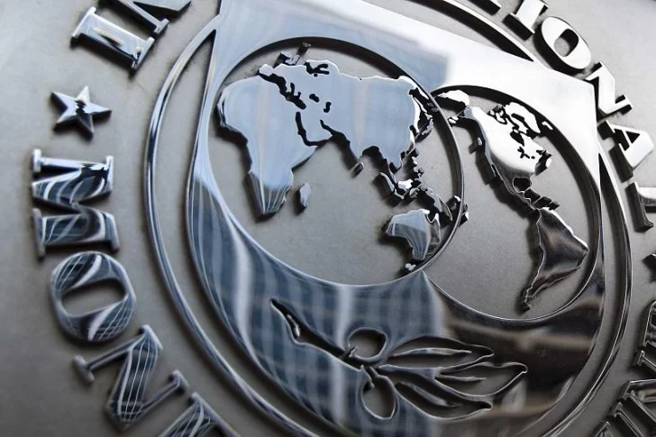 El FMI aprobó revisión del acuerdo pero pide más ajuste