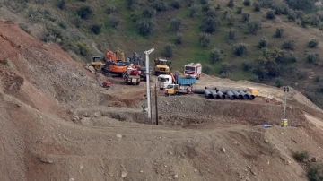 Un error demora el rescate del nene español atrapado en un pozo Un error demora el rescate del nene español atrapado en un pozo