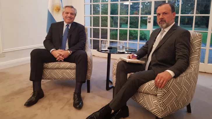 Fernández anticipó que “en marzo o abril” revisarán el salario de los jubilados Fernández anticipó que “en marzo o abril” revisarán el salario de los jubilados
