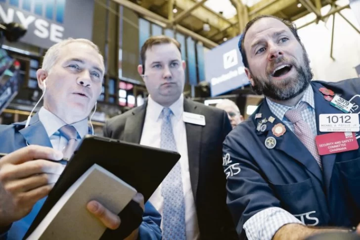 Wall Street comenzó con ganancias: los mercados del mundo treparon hasta 3%