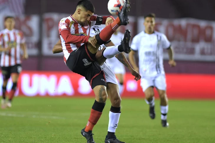 Barracas Central y Central Córdoba abrieron la Liga Profesional con un empate