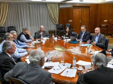 Por la inflación, se anticipan las paritarias y hay una nueva canasta con 50 productos básicos Por la inflación, se anticipan las paritarias y hay una nueva canasta con 50 productos básicos