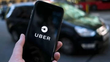 Viajes en Uber: mirá las tarifas estimadas saliendo de Plaza 25 y los trucos para pagar menos