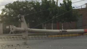 Usuarios reportan que siguen sin luz en varios departamentos Usuarios reportan que siguen sin luz en varios departamentos