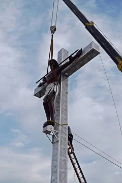 Después de 4 meses, el Cristo de la Hermandad volvió a San Agustín Después de 4 meses, el Cristo de la Hermandad volvió a San Agustín