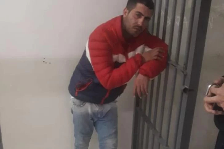 Intentó robar en la humilde casa de una vecina, salió corriendo y lo atraparon a 300 metros