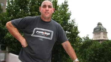 La “Mole” Moli, de boxeador y campeón del “Bailando” a ganarse la vida como albañil La “Mole” Moli, de boxeador y campeón del “Bailando” a ganarse la vida como albañil