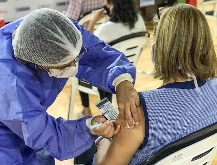 Entre la primera y la segunda dosis, San Juan ya aplicó más de 78 mil vacunas Entre la primera y la segunda dosis, San Juan ya aplicó más de 78 mil vacunas