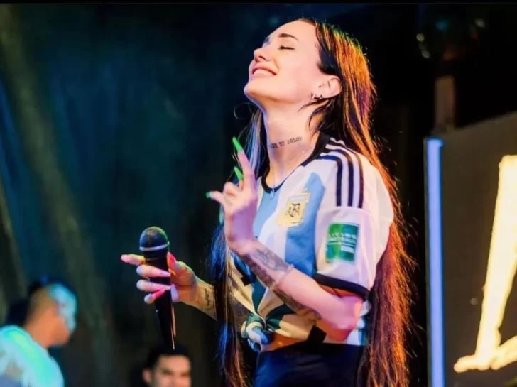 La Joaqui confirmó su romance con un reconocido futbolista La Joaqui confirmó su romance con un reconocido futbolista