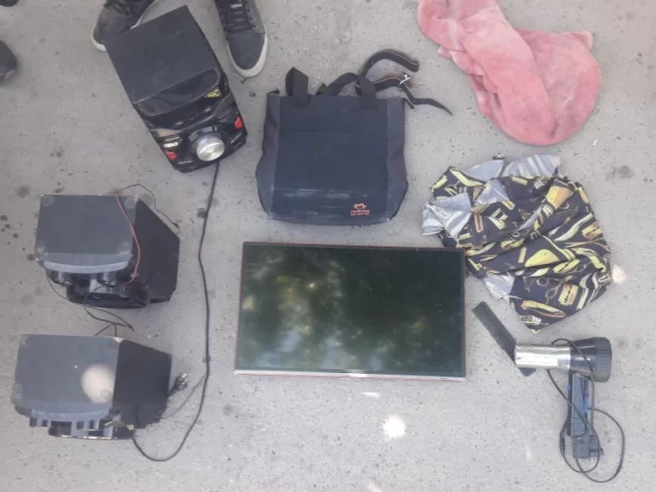 Multa de $8.000 y 4 meses de tareas comunitarias por robar en una barbería Multa de $8.000 y 4 meses de tareas comunitarias por robar en una barbería