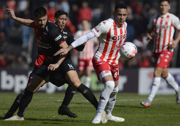 Colón fue más pero Unión llegó al empate en un partido vibrante