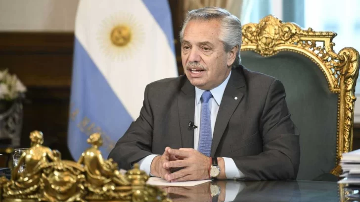 Fernández advirtió que tras la pandemia hay que centrar esfuerzos en salud mental y reproductiva Fernández advirtió que tras la pandemia hay que centrar esfuerzos en salud mental y reproductiva