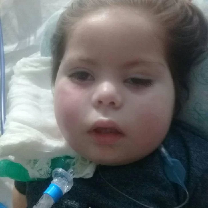 Quedó al borde de la muerte al caer a una pileta y 9 meses después vuelve a su casa Quedó al borde de la muerte al caer a una pileta y 9 meses después vuelve a su casa