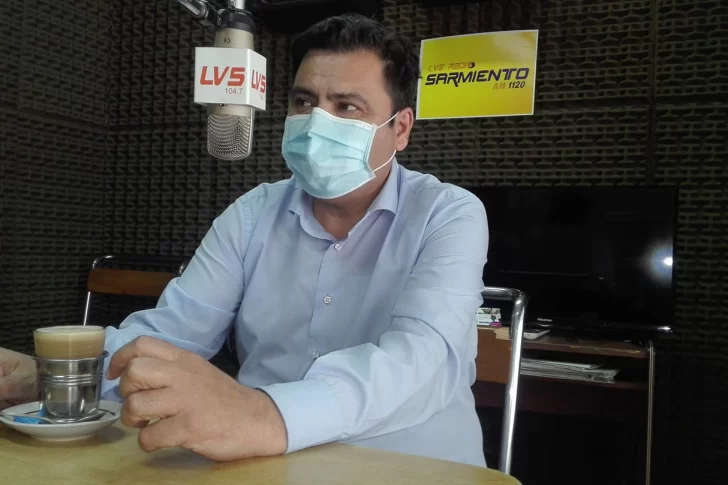 “Hay momentos del día donde esperamos con el paciente en la casa porque no hay camas”