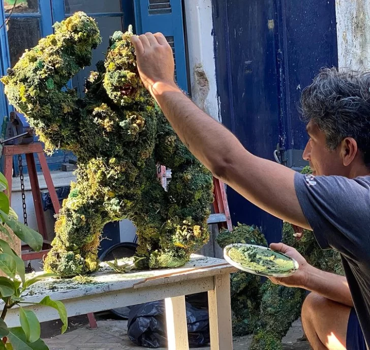 “El monstruo que no dejan salir”, una muestra de esculturas hechas con marihuana “El monstruo que no dejan salir”, una muestra de esculturas hechas con marihuana