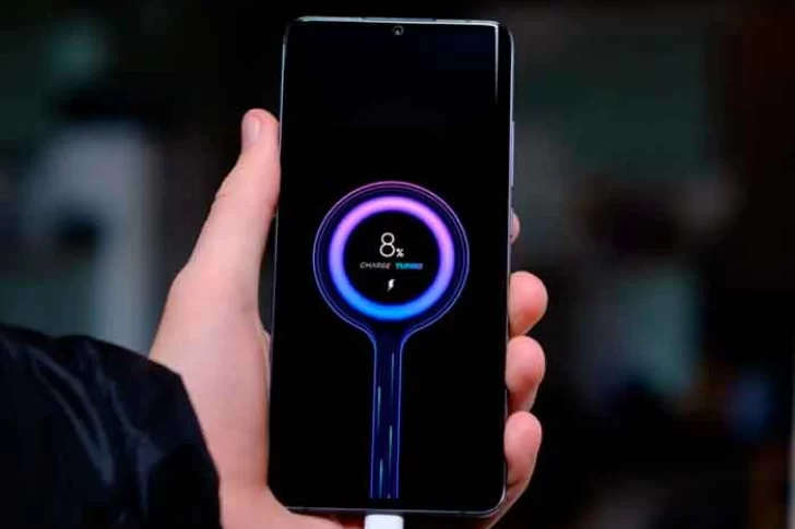 [VIDEO] Xiaomi presenta una tecnología capaz de cargar por completo una batería de celular en 8 minutos