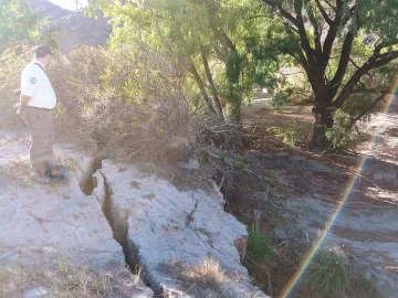 El Parque Nacional El Leoncito, cerrado hasta el viernes por un incendio El Parque Nacional El Leoncito, cerrado hasta el viernes por un incendio