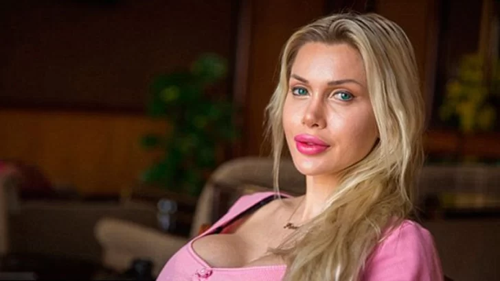 Se operó 200 veces para parecerse a La Sirenita Se operó 200 veces para parecerse a La Sirenita