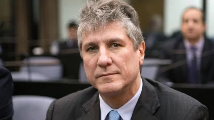 Solicitaron 3 años de prisión para Boudou por falsificación de formularios de transferencia