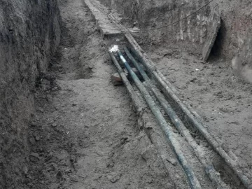 Por robar cables subterráneos, le dieron 6 meses de prisión y buscan a su cómplice Por robar cables subterráneos, le dieron 6 meses de prisión y buscan a su cómplice