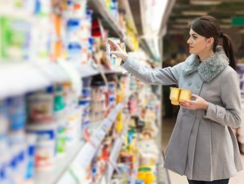 Ventas minoristas cayeron 3,5% en julio, entre la incertidumbre y la remarcación de precios