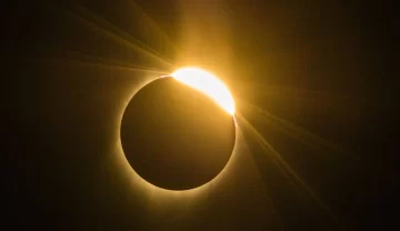 La Luna tapará mañana un 39% de la superficie del Sol durante el primer eclipse del año La Luna tapará mañana un 39% de la superficie del Sol durante el primer eclipse del año