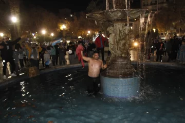 [FOTOS Y VIDEOS] San Juan explotó en festejos por el título de Argentina