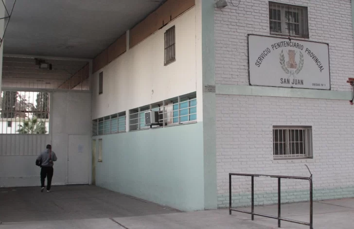 Llegó a casa borracho, se puso violento y como tenía otra condena ahora sí estará preso