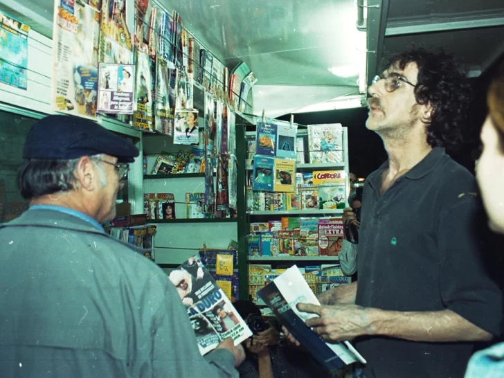 El inolvidable raid de Charly en San Juan: paseo por el centro, show en la FNS y zapada íntima en un bar El inolvidable raid de Charly en San Juan: paseo por el centro, show en la FNS y zapada íntima en un bar