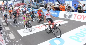 Fernando Gaviria sacó a relucir su chapa de sprinter y ganó una vez más en Pocito Fernando Gaviria sacó a relucir su chapa de sprinter y ganó una vez más en Pocito