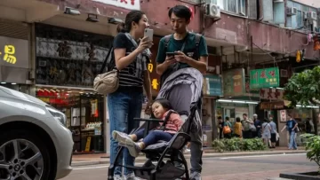 Una ciudad de China le pagará 2.500 dólares a padres primerizos Una ciudad de China le pagará 2.500 dólares a padres primerizos