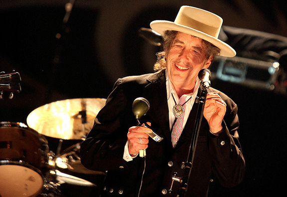 Los 80 años de Bob Dylan, la omnipresente figura de la cultura popular contemporánea