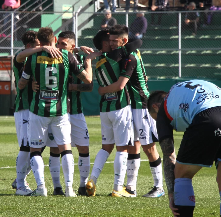 Antuña mete dos cambios para recibir a los bahienses este sábado