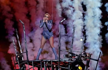 Así fue el impactante show de Lady Gaga en el medio tiempo Así fue el impactante show de Lady Gaga en el medio tiempo