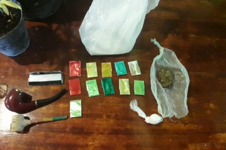 Secuestran marihuana, cocaína y $25 mil en un allanamiento
