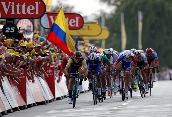 Con un espectacular embalaje, Groenewegen se quedó con la séptima etapa Con un espectacular embalaje, Groenewegen se quedó con la séptima etapa