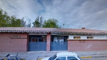 Denuncian que violaron a una menor en el baño de una escuela de Capital Denuncian que violaron a una menor en el baño de una escuela de Capital