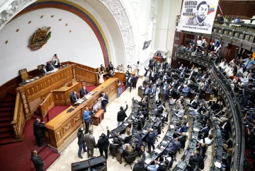 Nicolás Maduro fue declarado “usurpador de la Presidencia”
