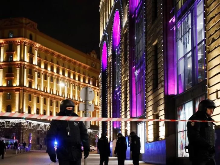 Un tiroteo en las oficinas del servicio secreto ruso dejó 3 muertos Un tiroteo en las oficinas del servicio secreto ruso dejó 3 muertos