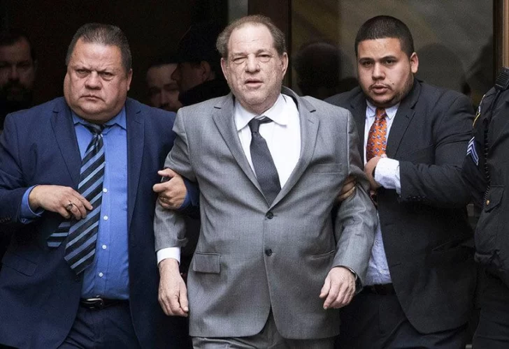 Harvey Weinstein, acusado de once nuevos delitos sexuales en Los Ángeles Harvey Weinstein, acusado de once nuevos delitos sexuales en Los Ángeles