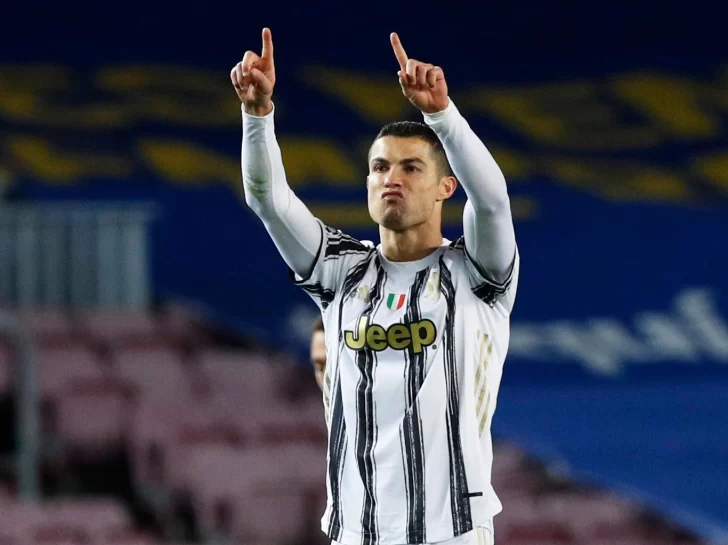 Con un doblete de CR7, Juventus goleó a un pálido Barcelona Con un doblete de CR7, Juventus goleó a un pálido Barcelona