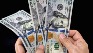 El dólar blue bajó $50 y quedó en $920, mientras que en San Juan se negoció a $990
