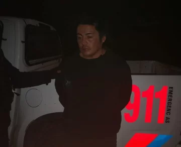 Atacó a su ex con un cuchillo, la hirió en todo el cuerpo y después volvió por más Atacó a su ex con un cuchillo, la hirió en todo el cuerpo y después volvió por más