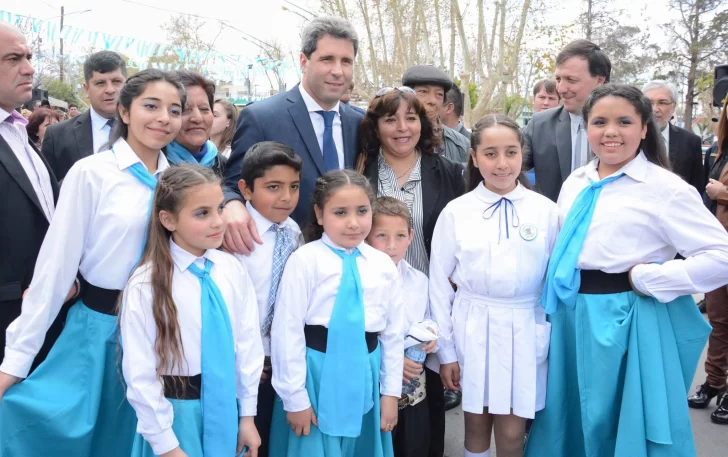 Uñac pidió que se declare feriado nacional al 11 de setiembre Uñac pidió que se declare feriado nacional al 11 de setiembre