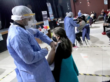 Este fin de semana, San Juan recibirá 12.100 vacunas AstraZeneca Este fin de semana, San Juan recibirá 12.100 vacunas AstraZeneca