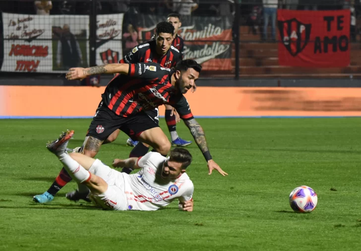 Argentinos empató con Patronato y dejó pasar la chance de llegar a la punta Argentinos empató con Patronato y dejó pasar la chance de llegar a la punta