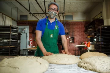 Un pastelero argentino se metió en la final del mundial de pan dulce milanés Un pastelero argentino se metió en la final del mundial de pan dulce milanés