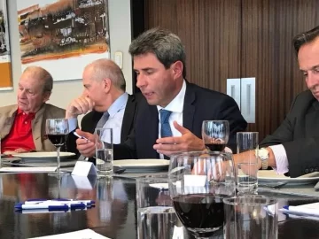 Sergio Uñac: “Macri se comprometió a estudiar el impuesto al vino”