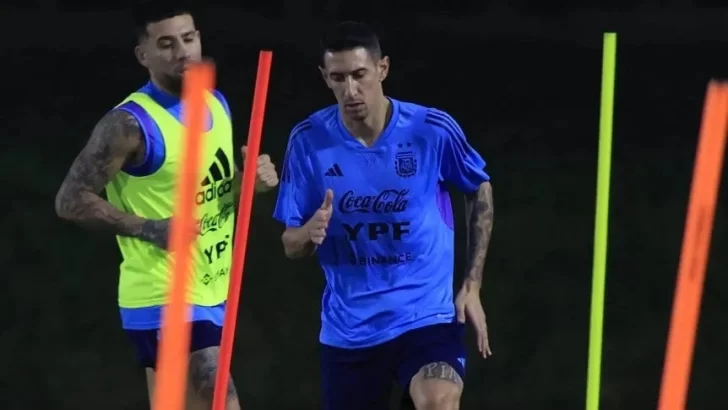 Di María hizo un rato de fútbol en el entrenamiento de la Selección Argentina Di María hizo un rato de fútbol en el entrenamiento de la Selección Argentina